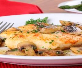 Filete de Pollo en Salsa Bechamel